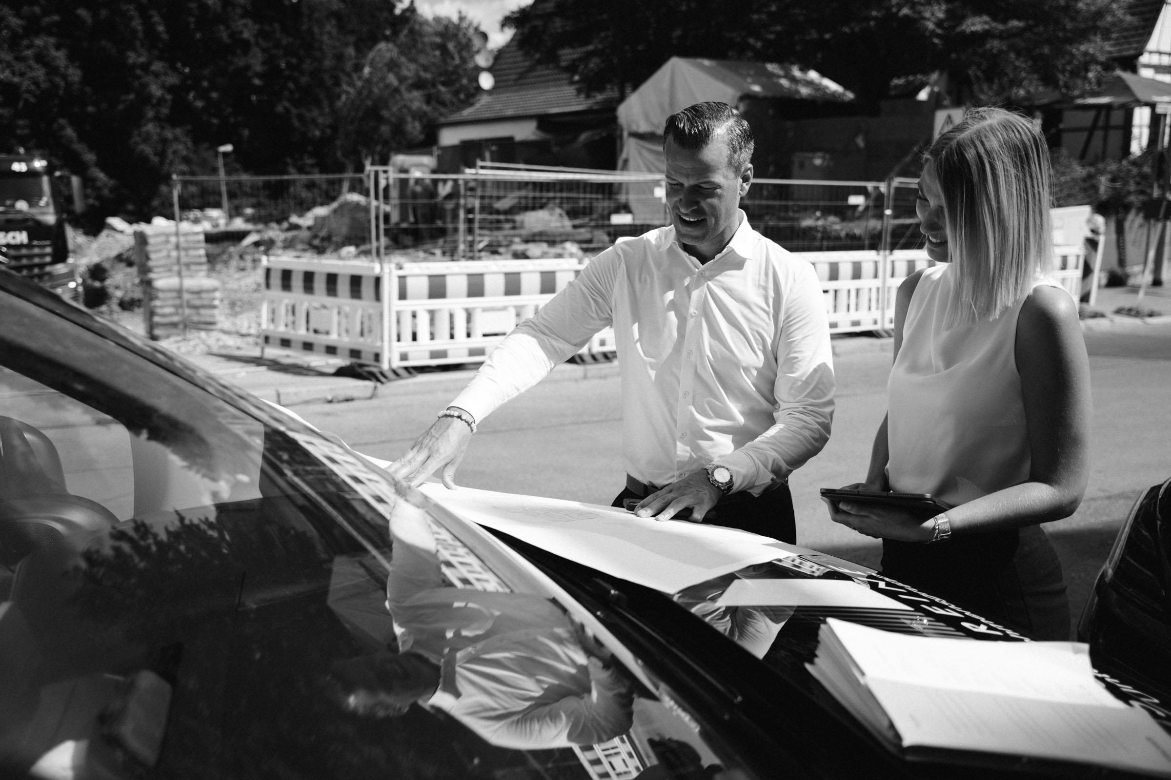 Besprechung auf der Baustelle